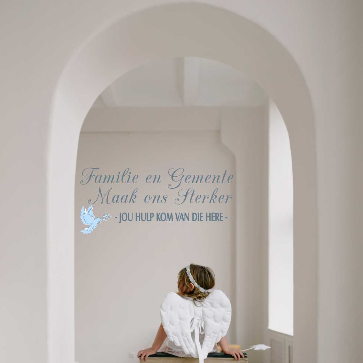 Mockup of Afrikaans word wall art. Displaying "Family and congregation make us stronger. Your help comes from the Lord"